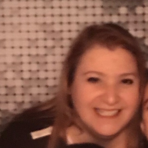 Meet your Posher, Diane - Picture 2 of 3